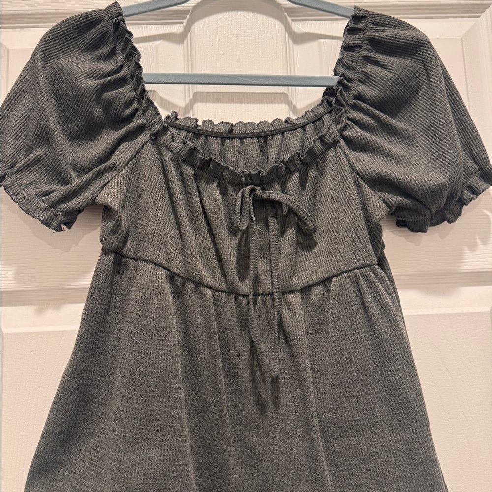 Y2K Gray Ruffled Babydoll Top